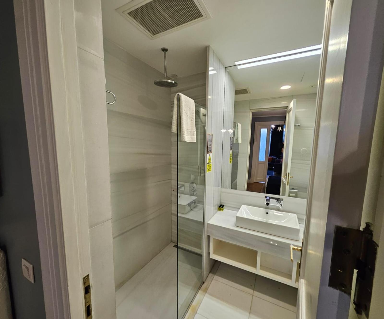 Lina Hotel Taksim Pera Istanbul Luaran gambar